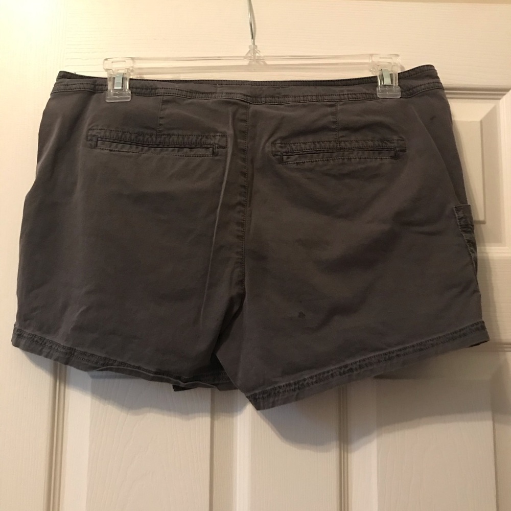 Skort - Picture 2 of 5